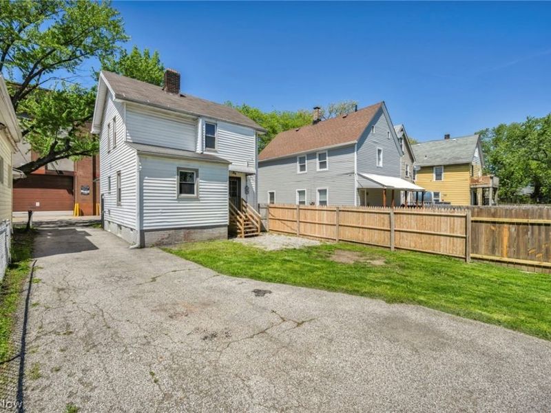 2153 W 106th Street, Cleveland, OH 44102 Photo 37