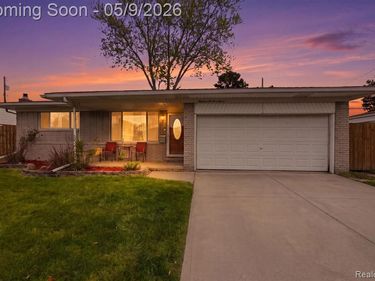 13657 Jenny Drive, Warren, MI 48088