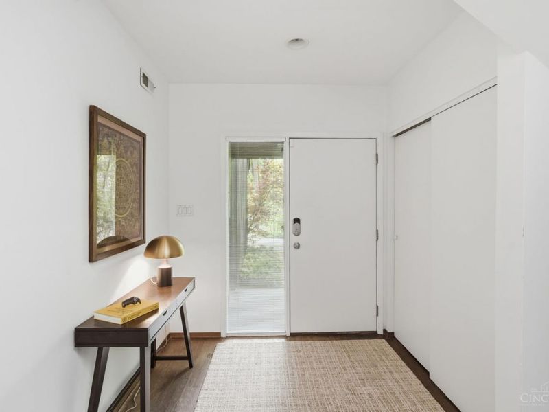454 8 Mile Road, Cincinnati, OH 45255 Photo 6