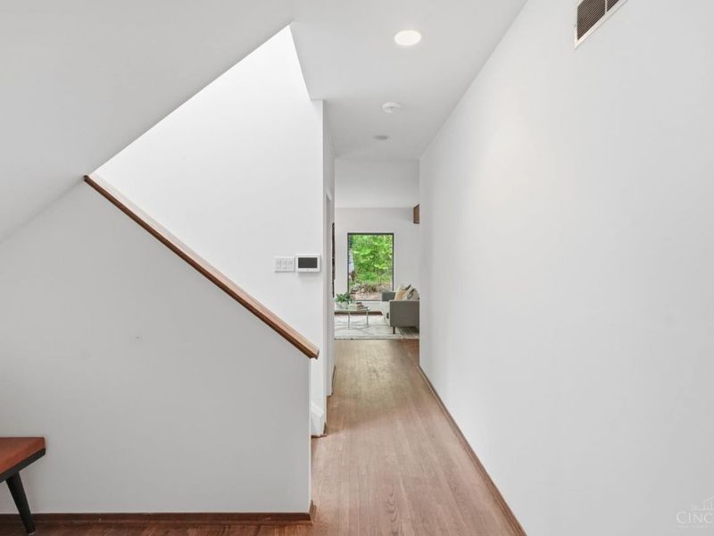 454 8 Mile Road, Cincinnati, OH 45255 Photo 7