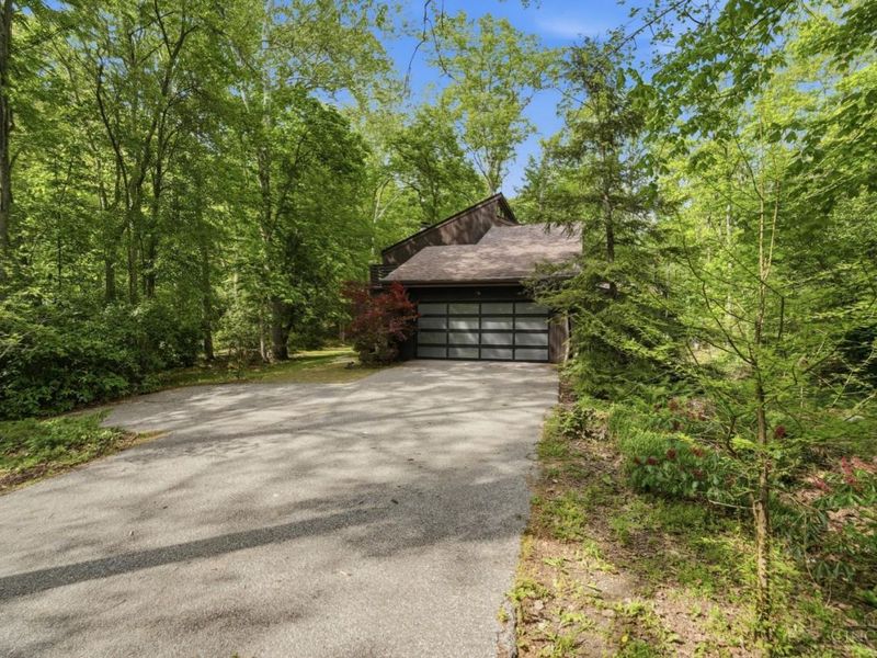 454 8 Mile Road, Cincinnati, OH 45255 Photo 77