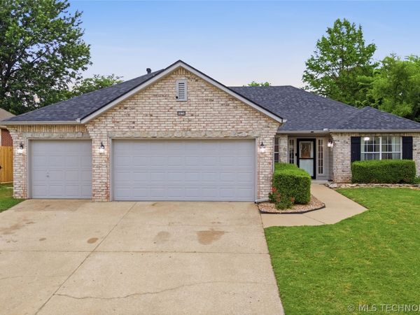 4434 W Toledo Court S, Broken Arrow, OK 74012