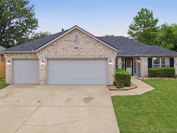 4434 W Toledo Court S, Broken Arrow, OK 74012