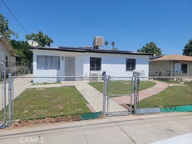 948 W 14th, San Bernardino, CA 92411 Main Photo