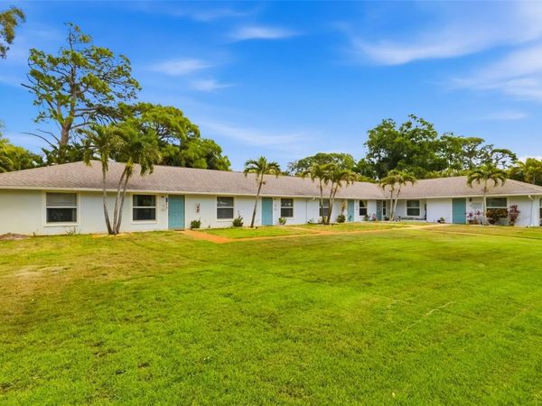 4001 GROVELAND AVENUE, SARASOTA, FL 34231