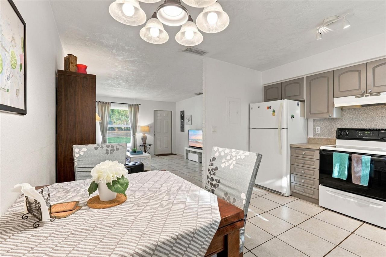 4001 Groveland Avenue, Sarasota, FL 34231 Photo