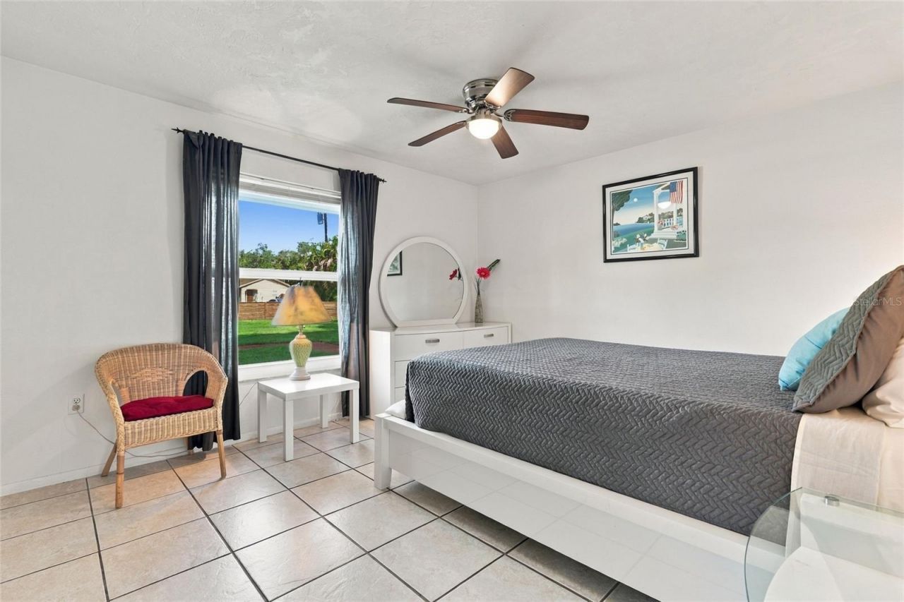 4001 Groveland Avenue, Sarasota, FL 34231 Photo