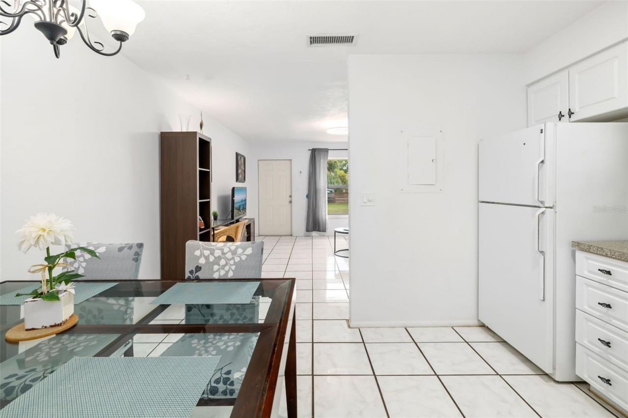4001 Groveland Avenue, Sarasota, FL 34231 Photo
