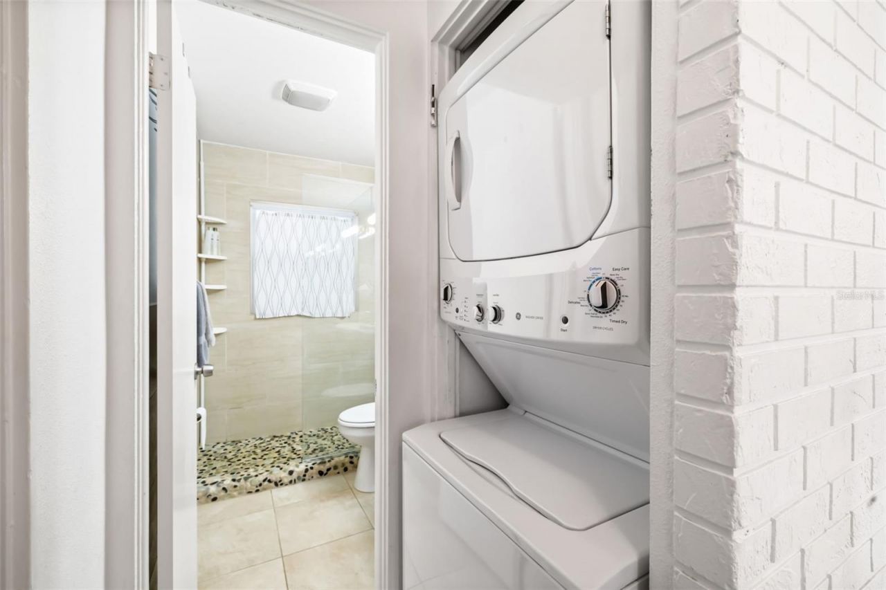 4001 Groveland Avenue, Sarasota, FL 34231 Photo