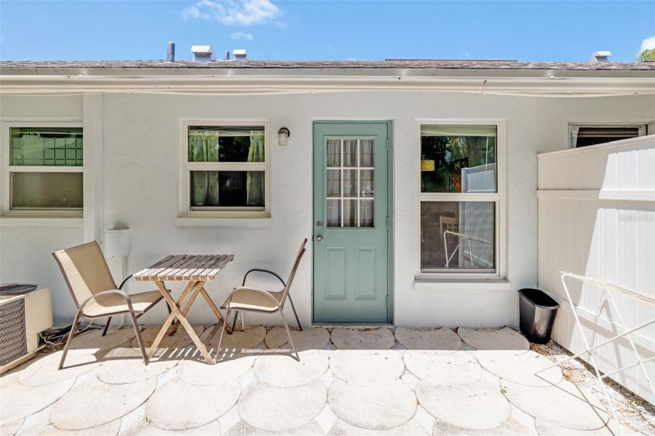 4001 Groveland Avenue, Sarasota, FL 34231 Photo