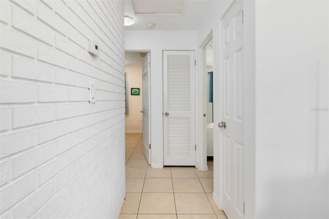 4001 Groveland Avenue, Sarasota, FL 34231 Photo