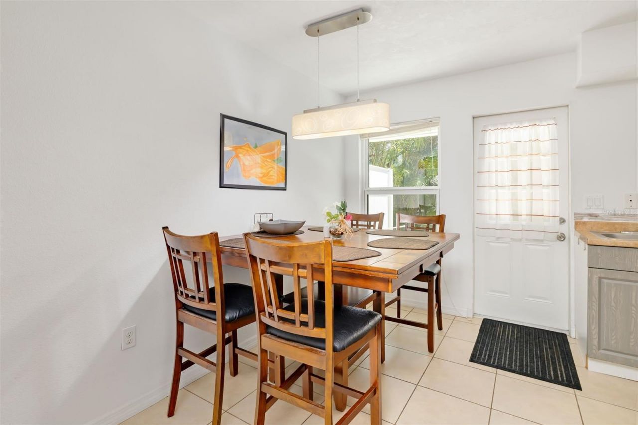4001 Groveland Avenue, Sarasota, FL 34231 Photo