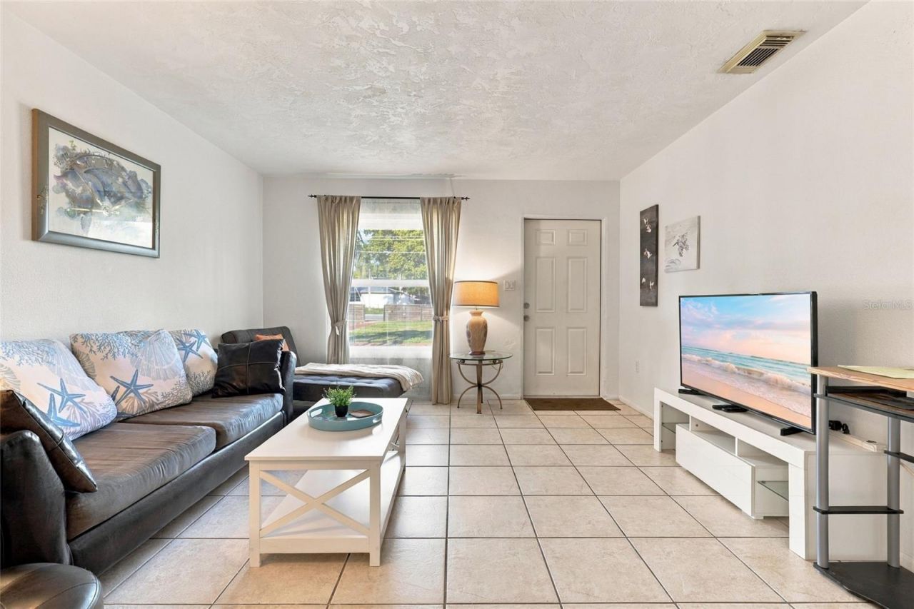 4001 Groveland Avenue, Sarasota, FL 34231 Photo