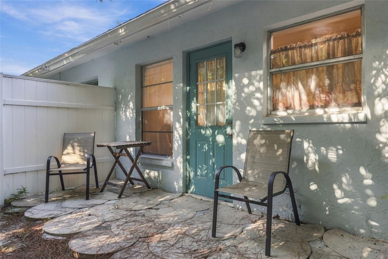 4001 Groveland Avenue, Sarasota, FL 34231 Photo