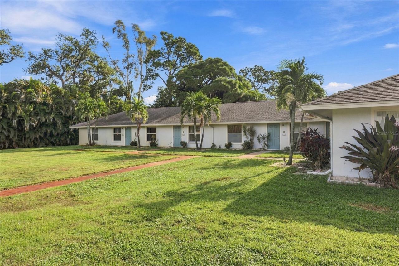 4001 Groveland Avenue, Sarasota, FL 34231 Photo