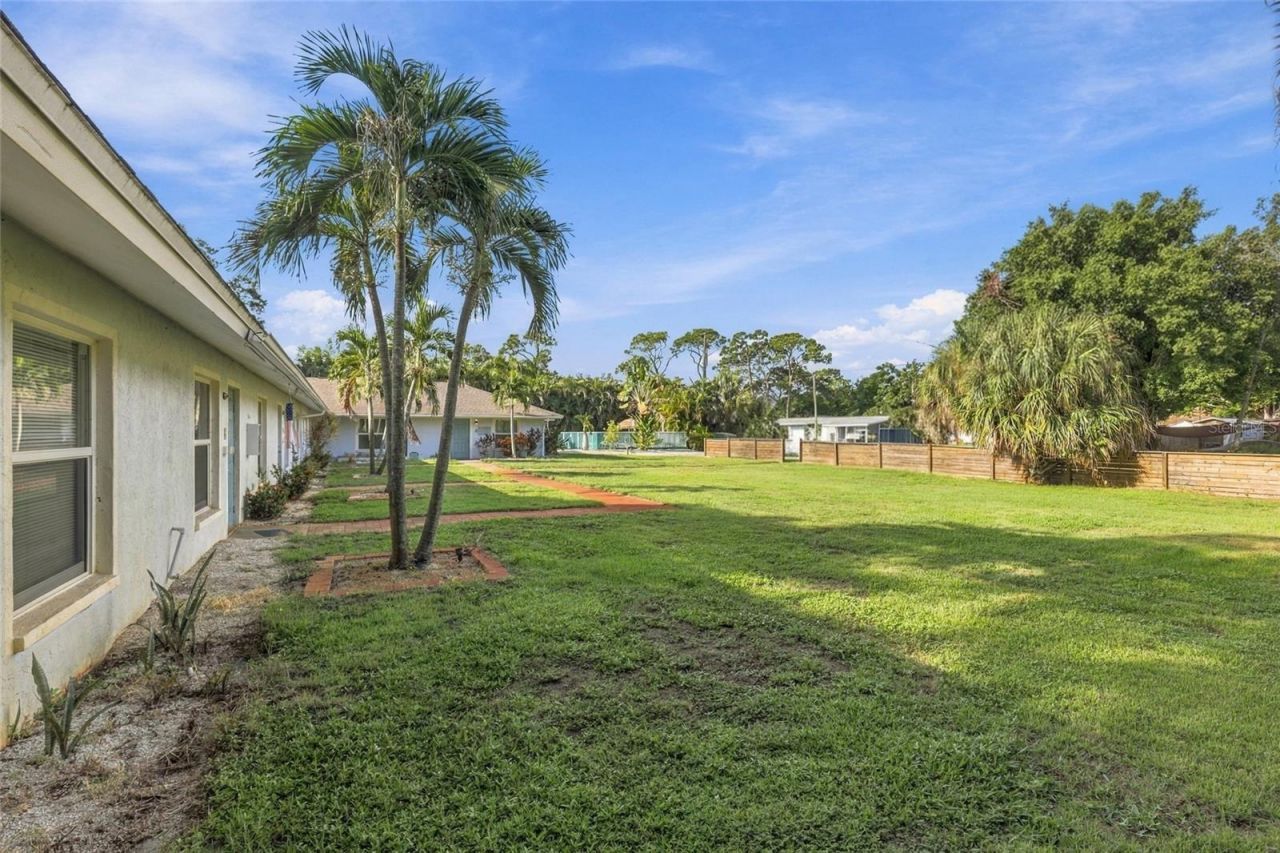 4001 Groveland Avenue, Sarasota, FL 34231 Photo