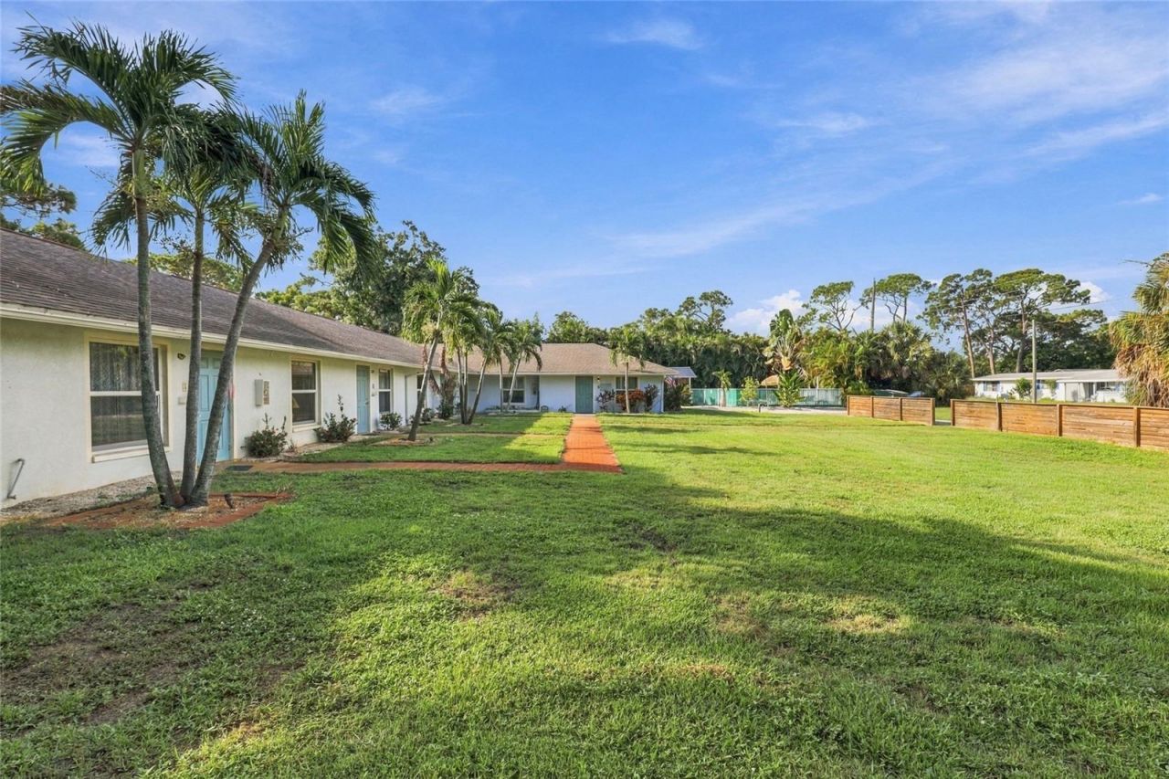 4001 Groveland Avenue, Sarasota, FL 34231 Photo