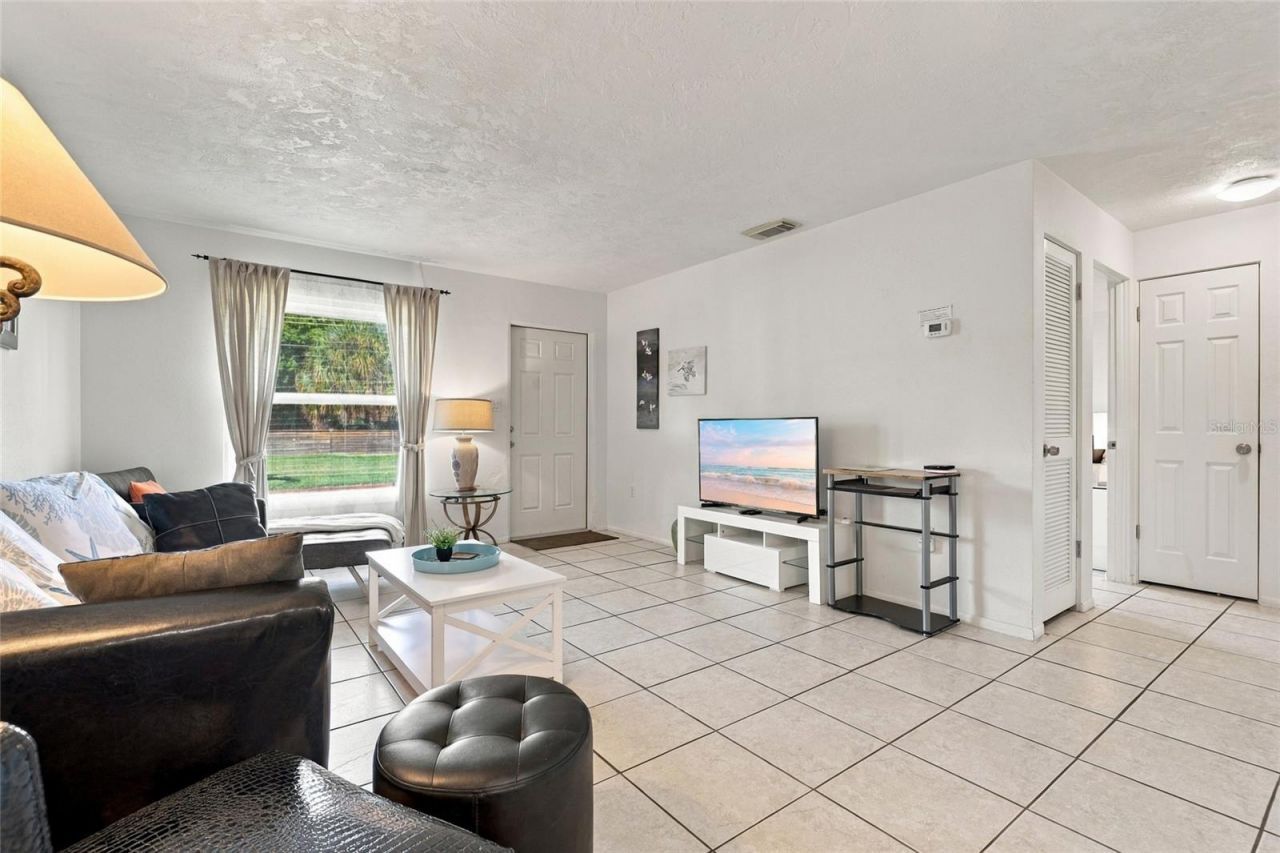 4001 Groveland Avenue, Sarasota, FL 34231 Photo