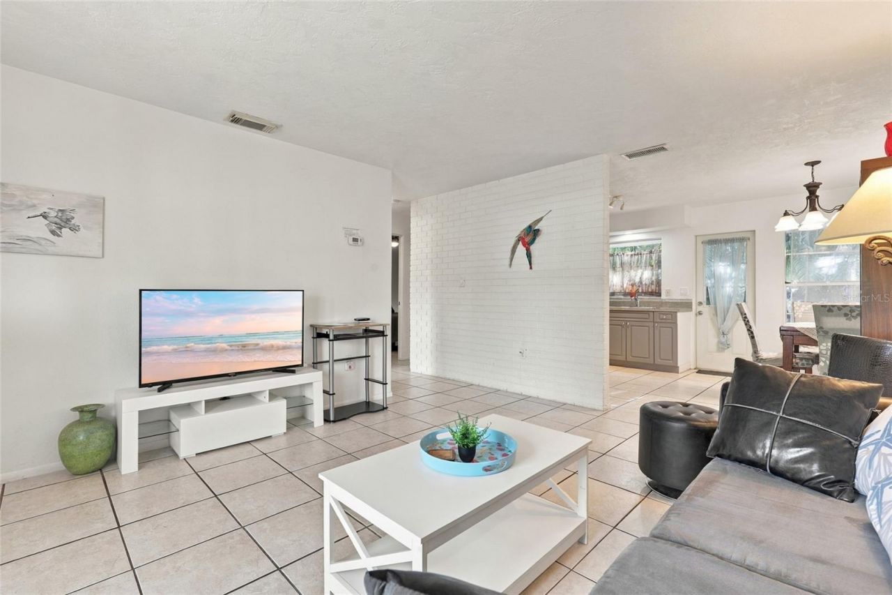 4001 Groveland Avenue, Sarasota, FL 34231 Photo