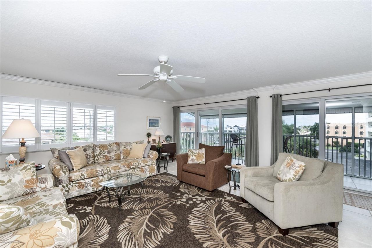 1477 Park Beach Circle, Unit 33, Punta Gorda, FL 33950 Photo