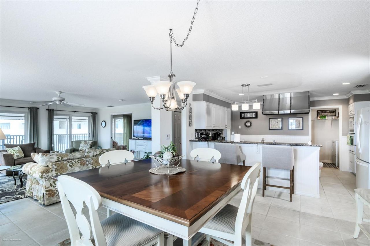 1477 Park Beach Circle, Unit 33, Punta Gorda, FL 33950 Photo