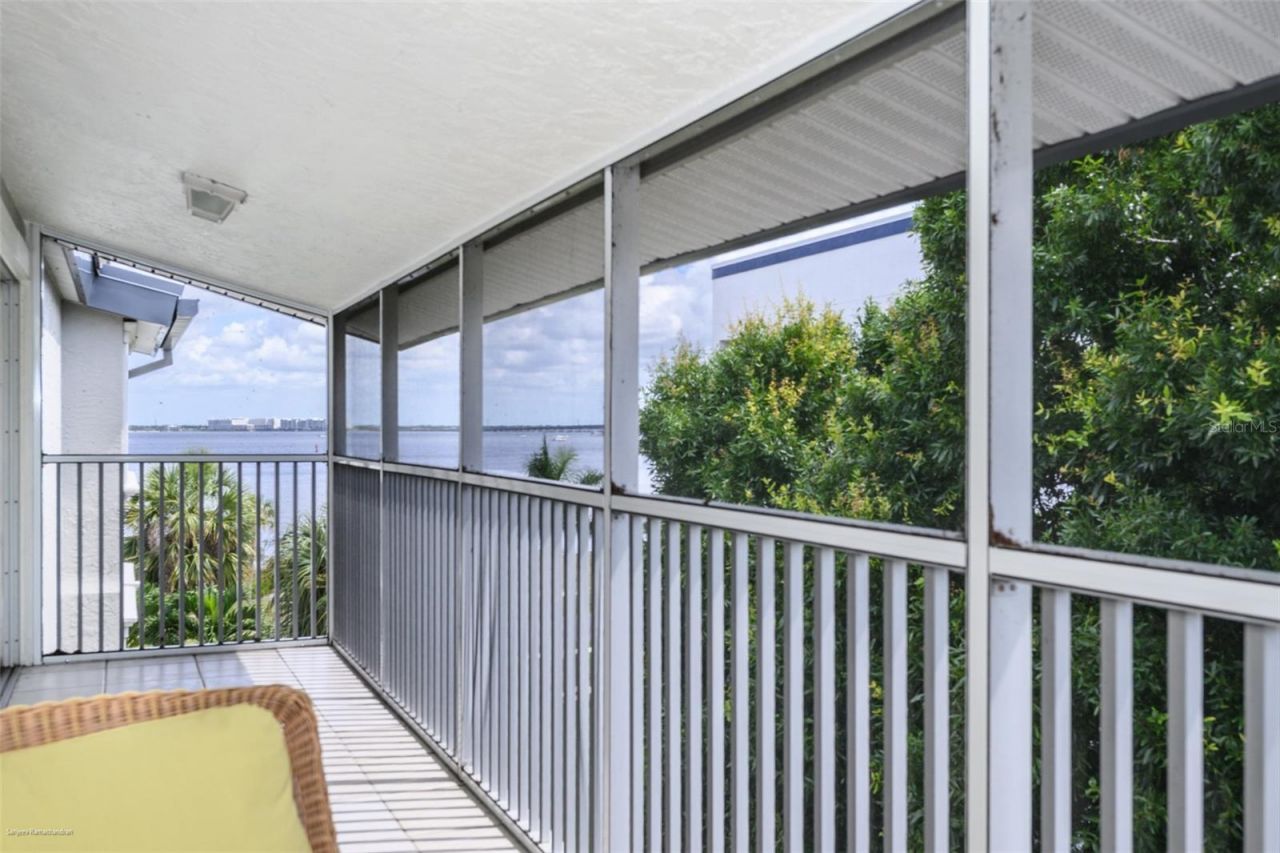 1477 Park Beach Circle, Unit 33, Punta Gorda, FL 33950 Photo