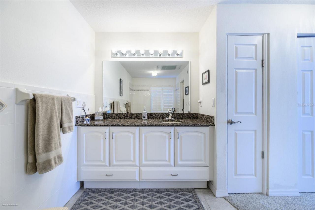 1477 Park Beach Circle, Unit 33, Punta Gorda, FL 33950 Photo
