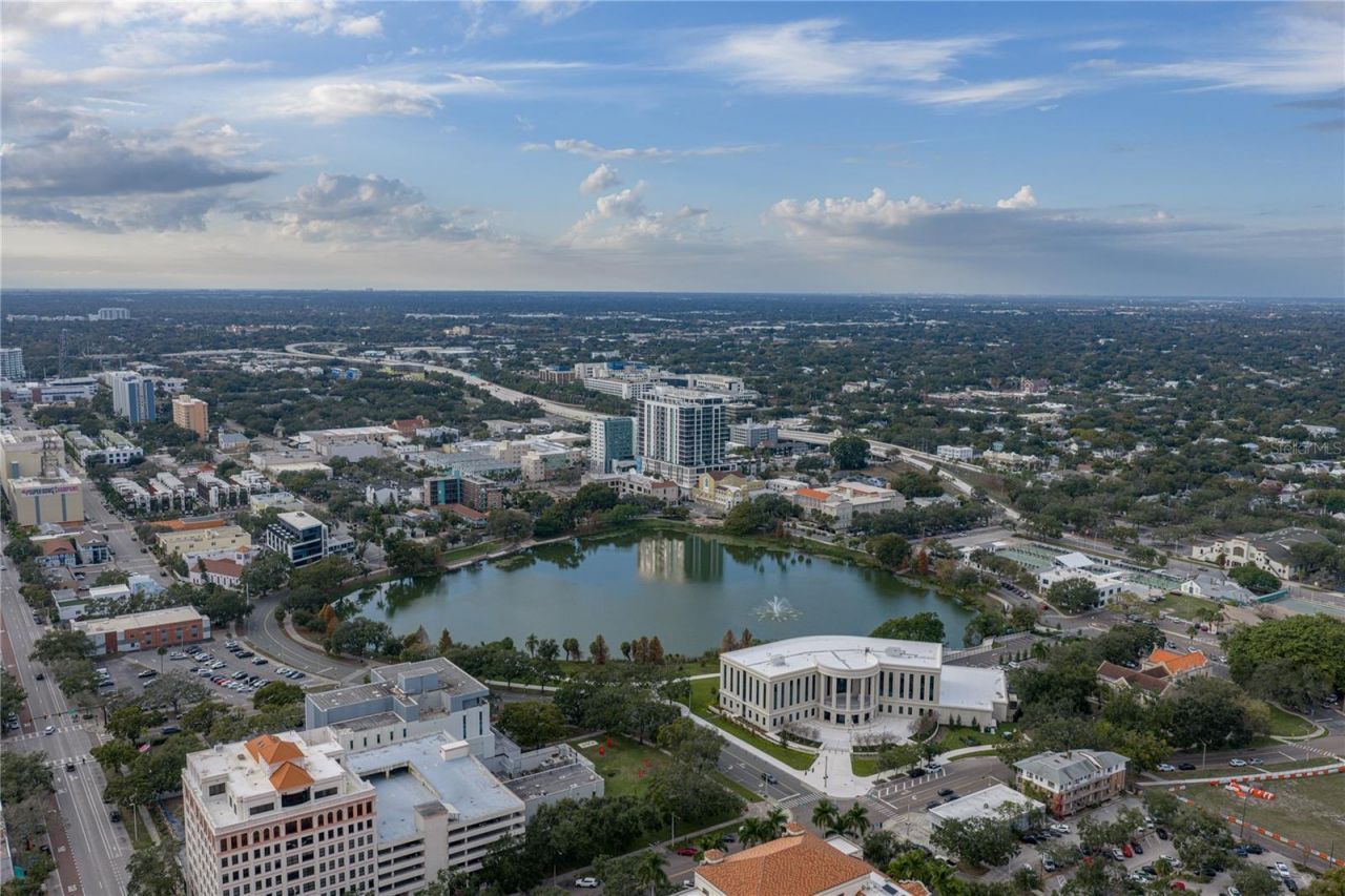 275 1st Avenue S, Unit 1701, Saint Petersburg, FL 33701 Photo