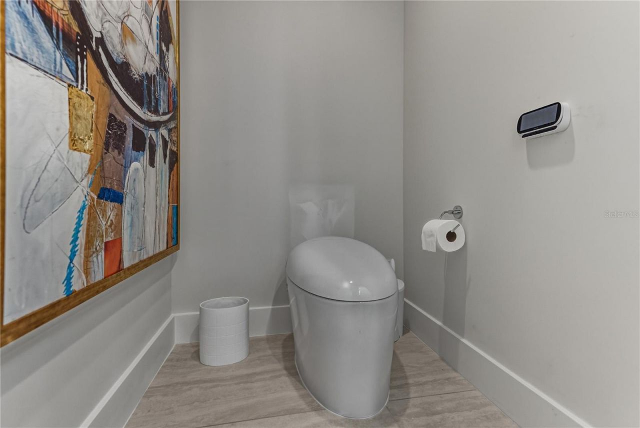 275 1st Avenue S, Unit 1701, Saint Petersburg, FL 33701 Photo