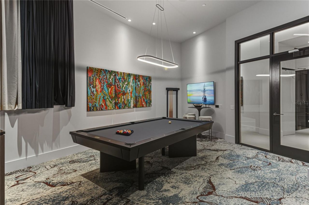 275 1st Avenue S, Unit 1701, Saint Petersburg, FL 33701 Photo