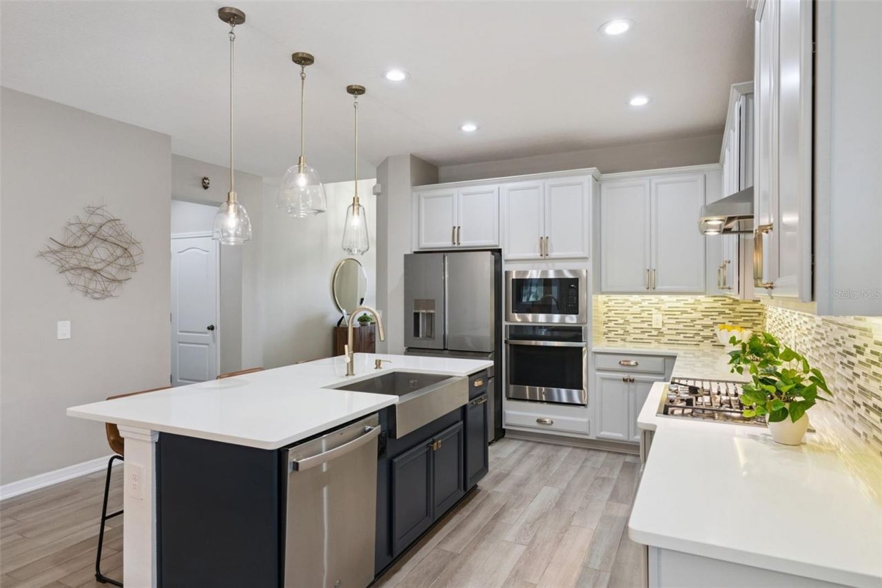 918 Hull Island Drive, Oakland, FL 34787 Photo