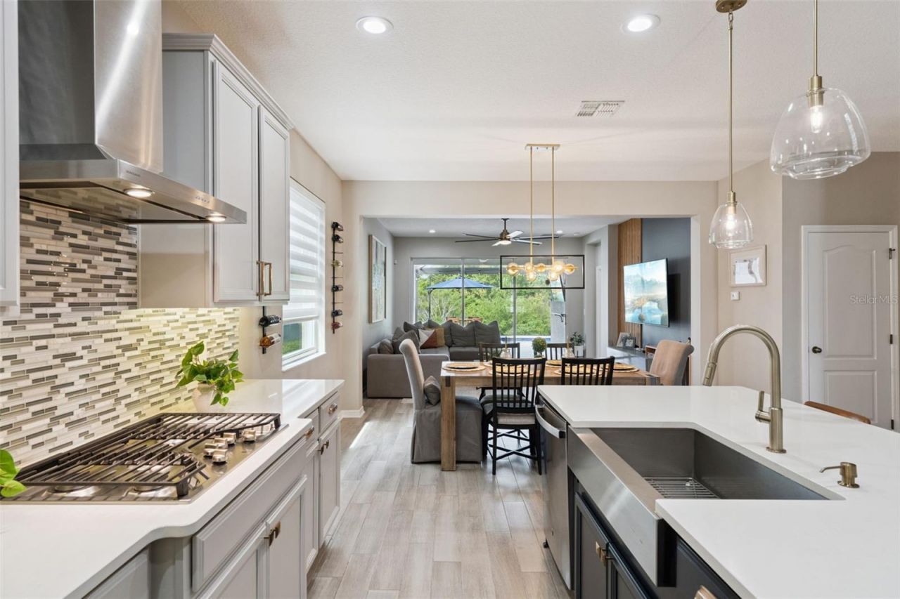 918 Hull Island Drive, Oakland, FL 34787 Photo