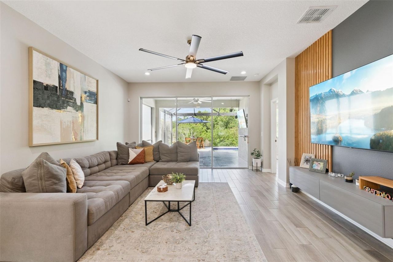 918 Hull Island Drive, Oakland, FL 34787 Photo