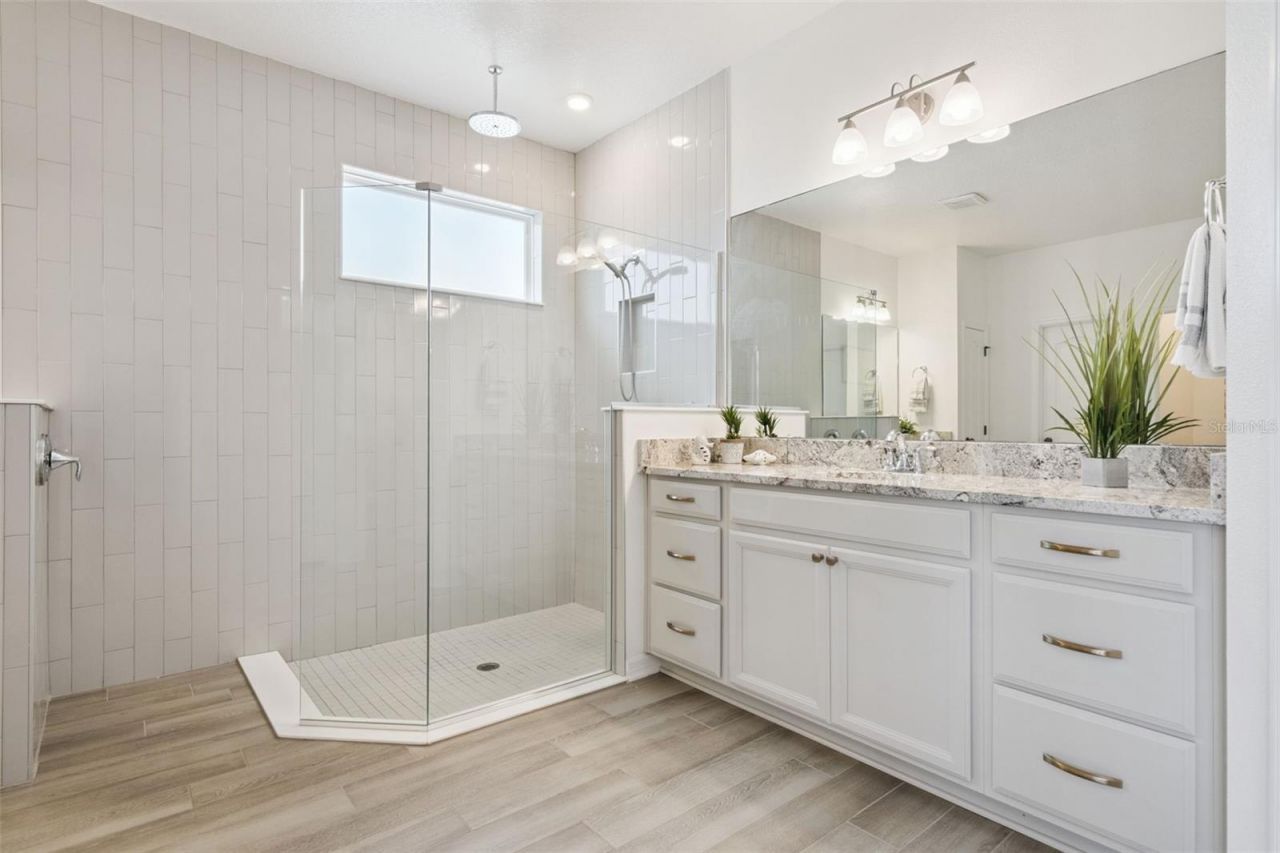 918 Hull Island Drive, Oakland, FL 34787 Photo