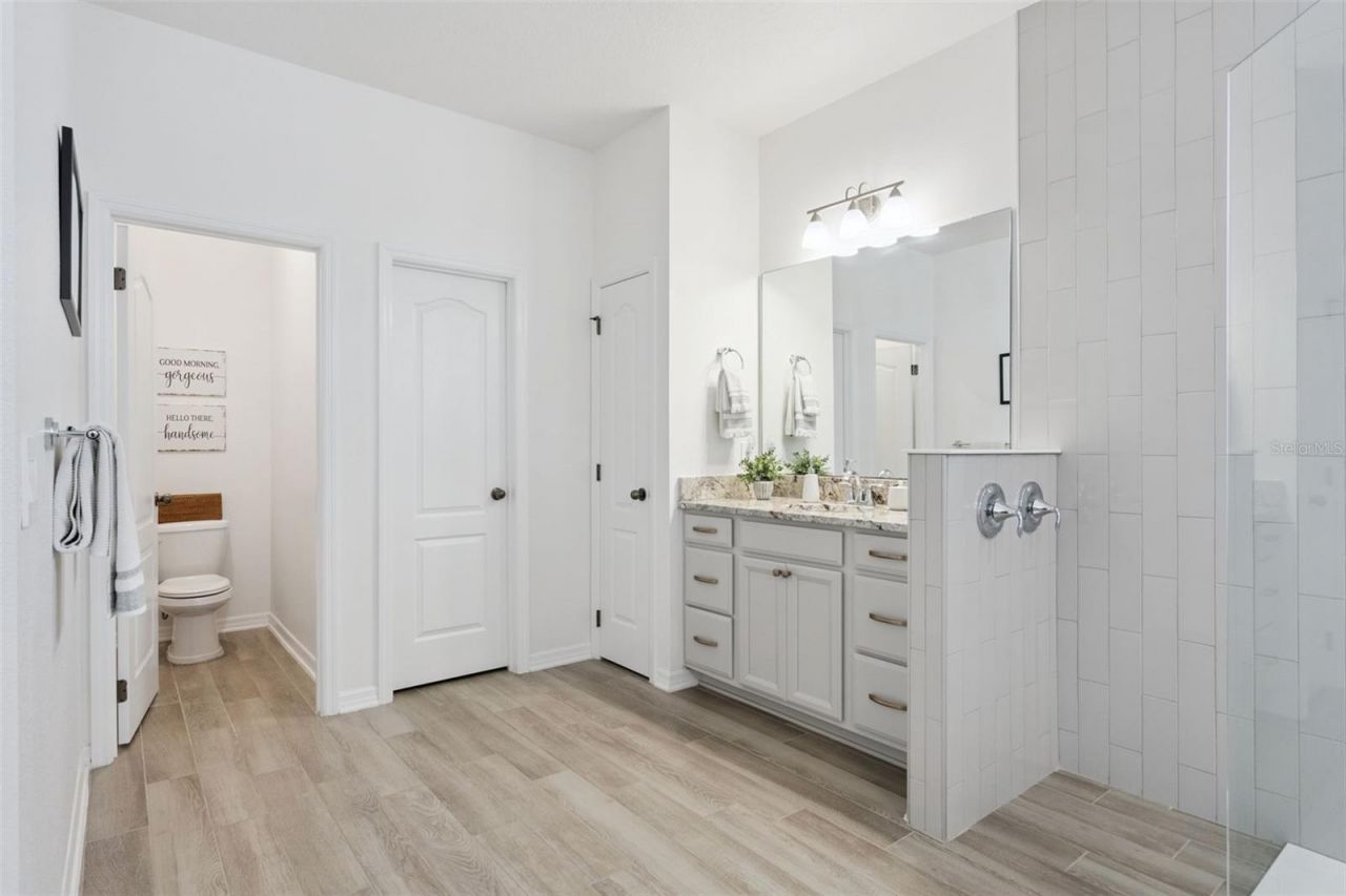 918 Hull Island Drive, Oakland, FL 34787 Photo
