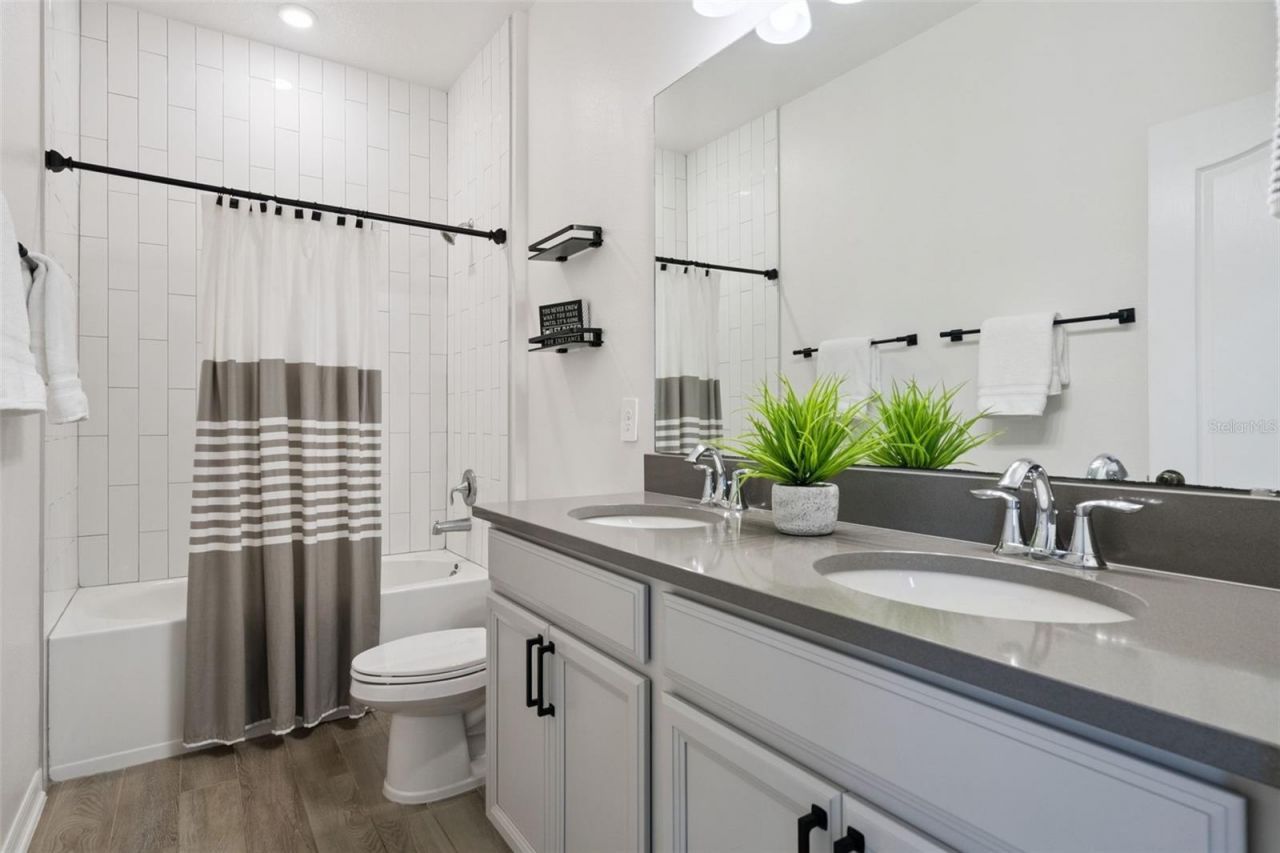 918 Hull Island Drive, Oakland, FL 34787 Photo