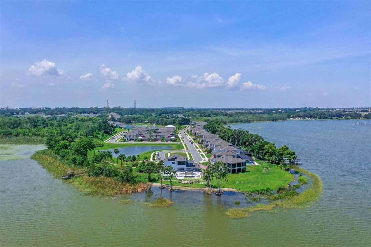 918 Hull Island Drive, Oakland, FL 34787 Photo