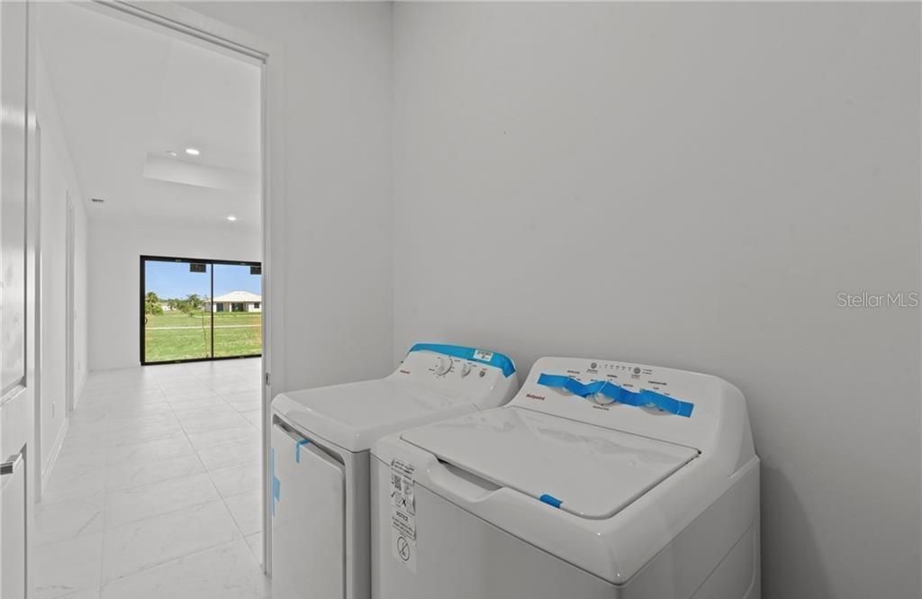 4105 NW 38th Terrace, Cape Coral, FL 33993 Photo