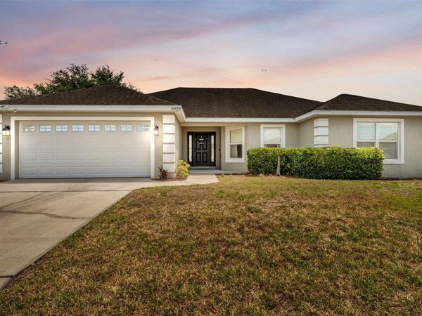 6929 BENTLY DRIVE , LAKELAND, FL 33809
