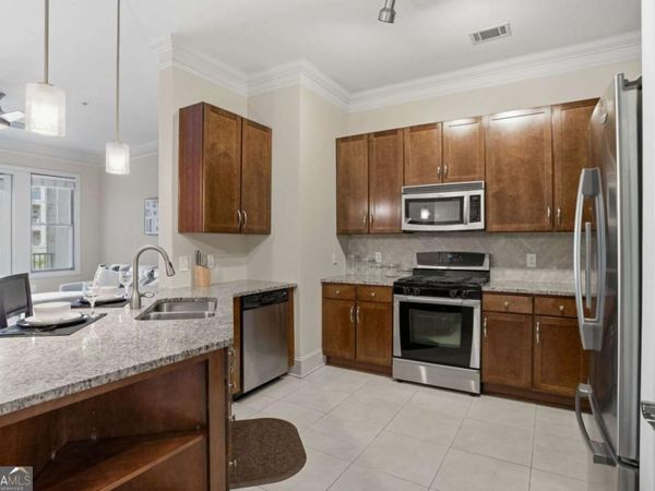 3621 Vinings Slope SE, Unit 2425, Atlanta, GA 30339