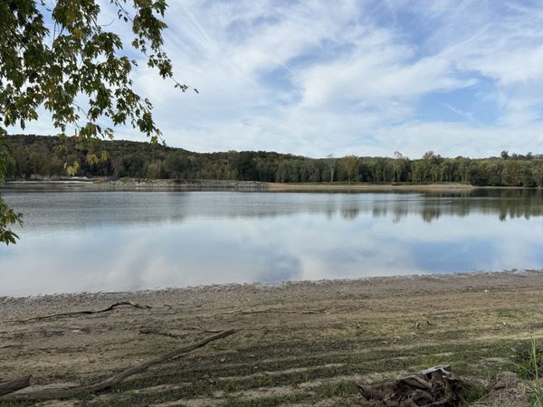 313 Hardin Bottom River Rd , Clifton, TN 38425