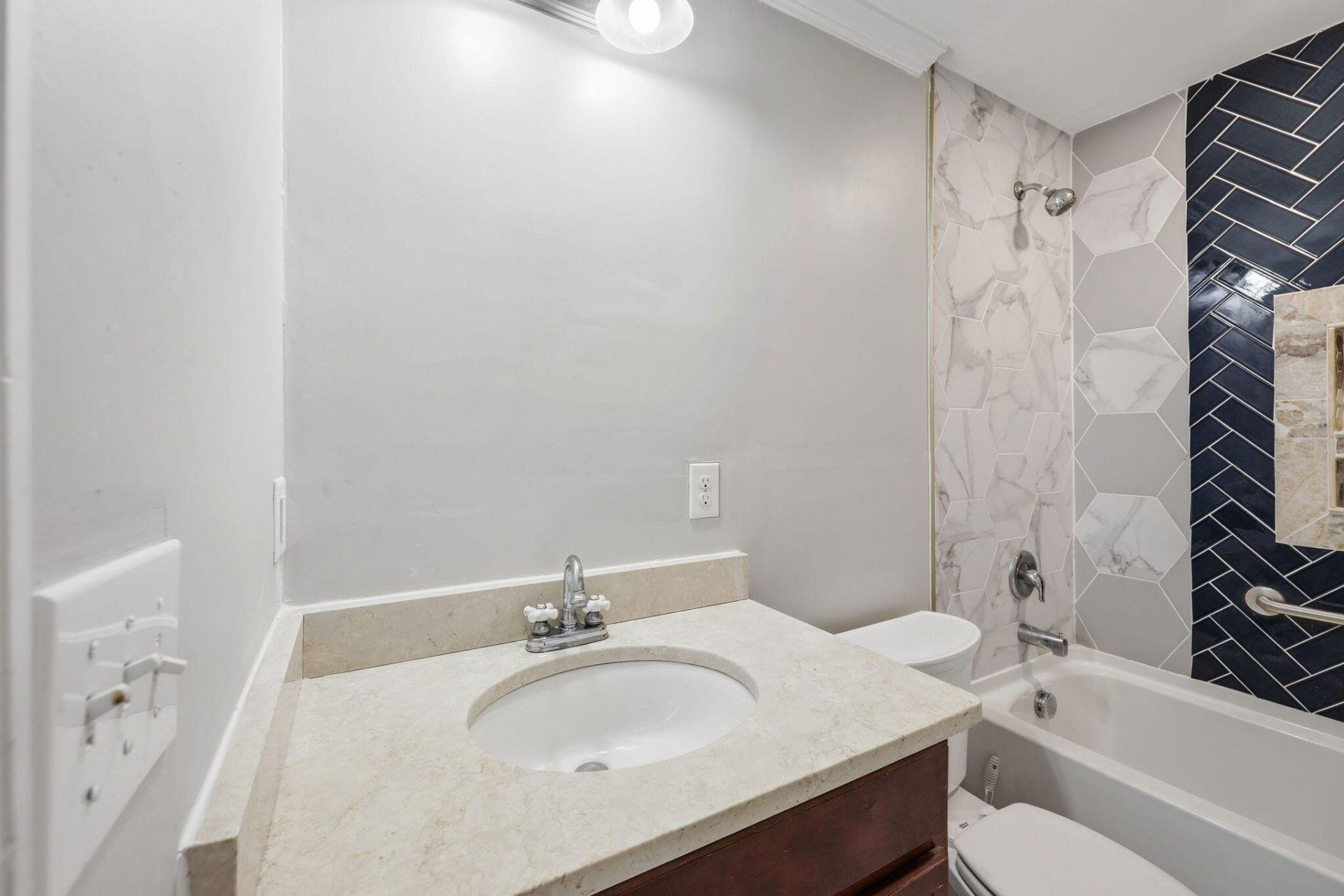 2016 Spruce Boulevard Photo 15