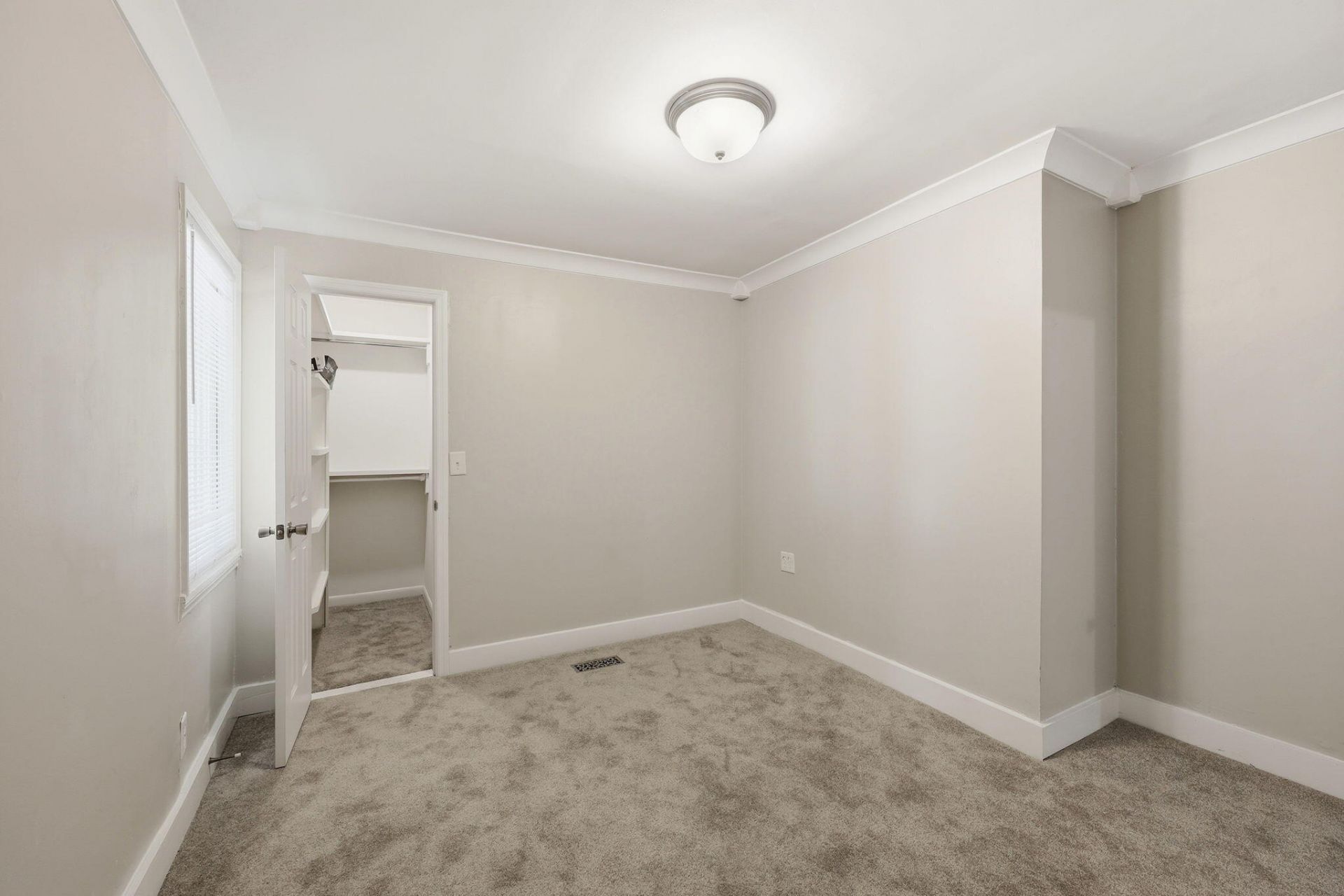 2016 Spruce Boulevard Photo 23