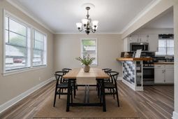 2016 Spruce Boulevard photo 4