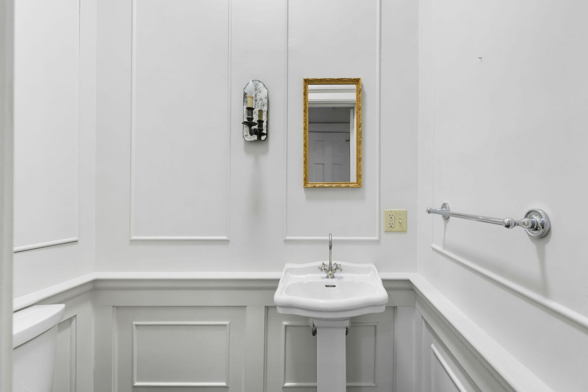 63 King Street Photo 13