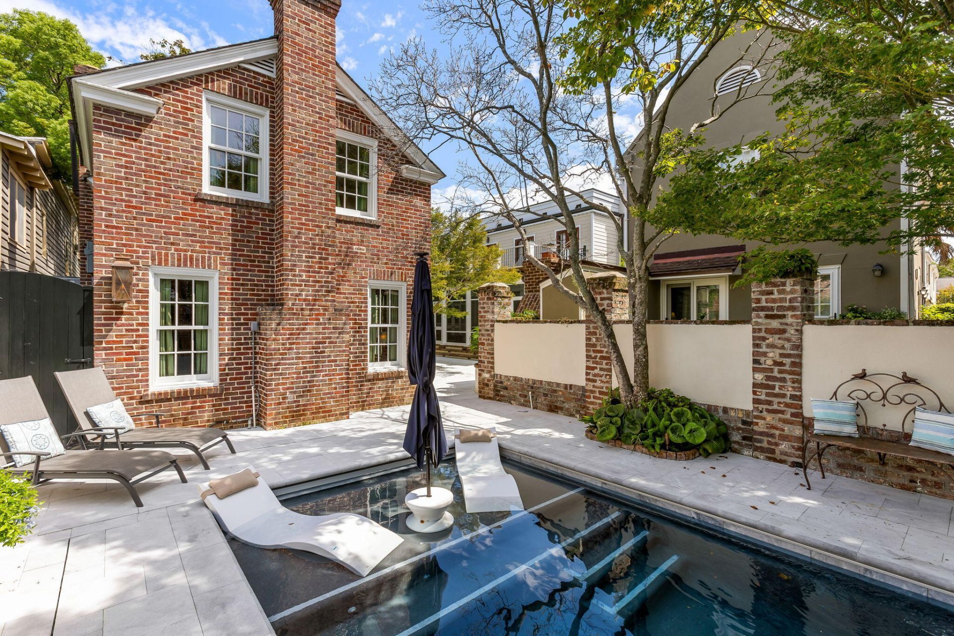 63 King Street Photo 23