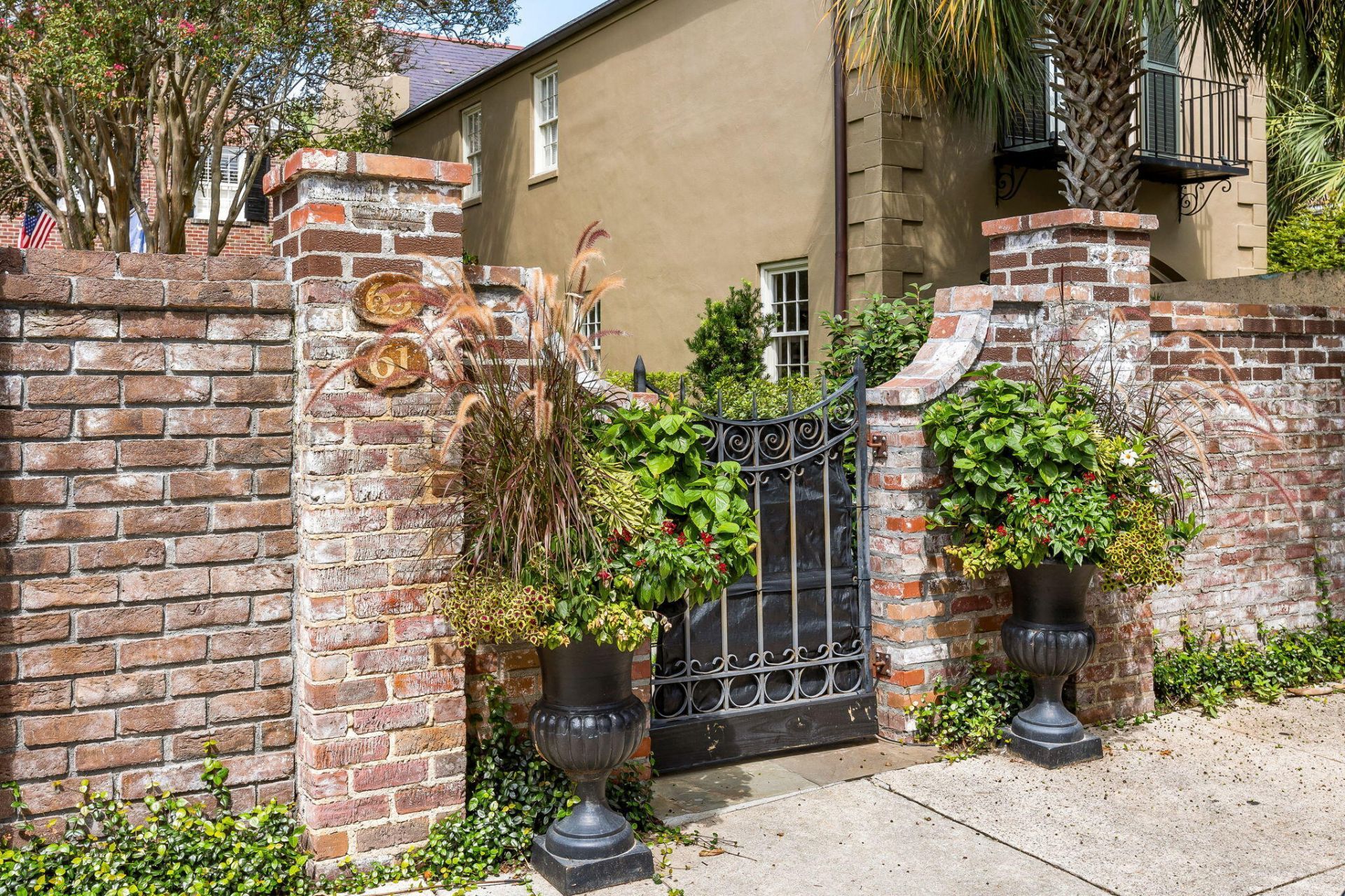 63 King Street Photo 29