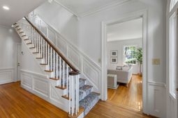63 King Street photo 4