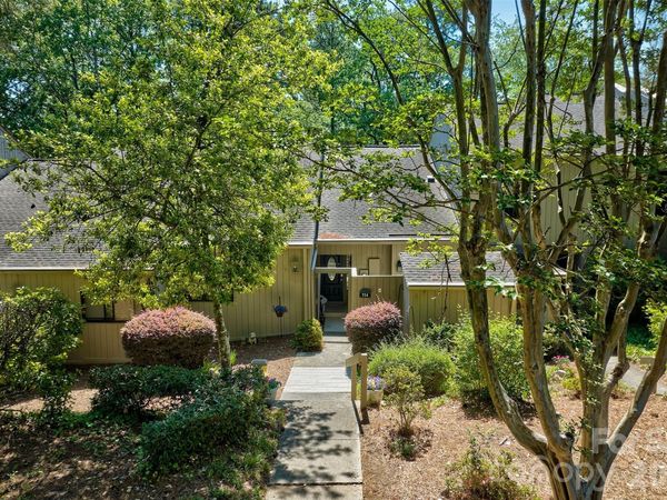 114 Pine Grove Circle , Lake Wylie, SC 29710