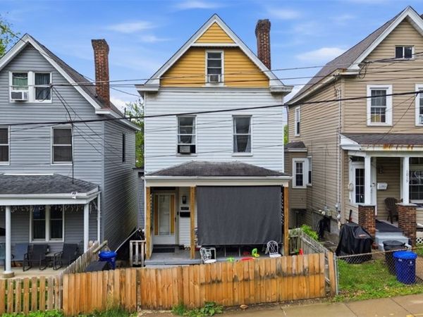 1017 Uvilla, Pittsburgh, PA 15220